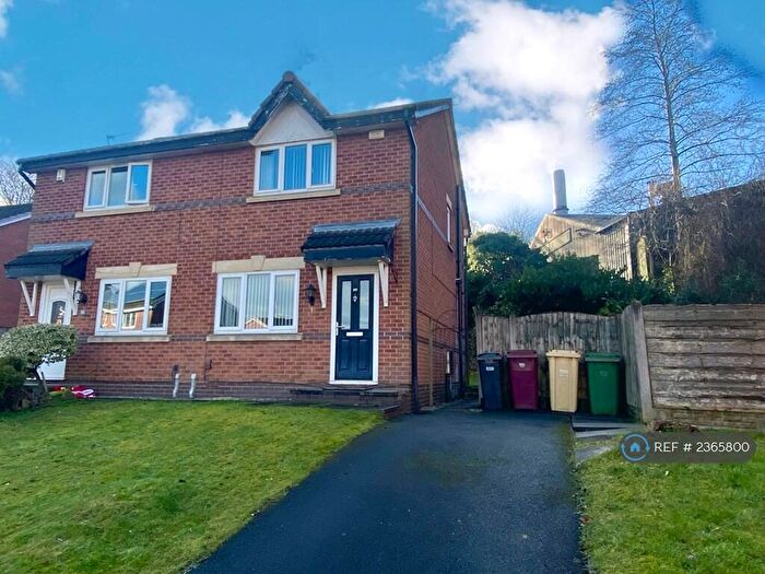 2 Bedroom Semi-Detached House To Rent In Brentwood Drive, Farnworth, Bolton, BL4