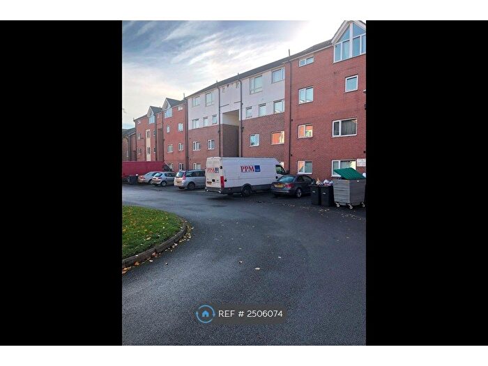 2 Bedroom Flat To Rent In Sugar Mill Square, Salford, M5