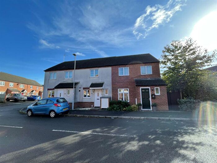 2 Bedroom Terraced House To Rent In Barrows Gate, Newark, NG24