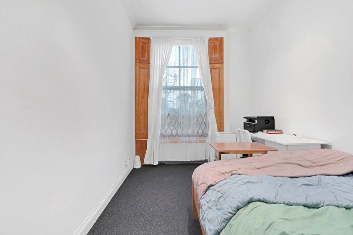 1 Bedroom End Of Terrace House To Rent In Leighton Road, Kentish Town, NW5