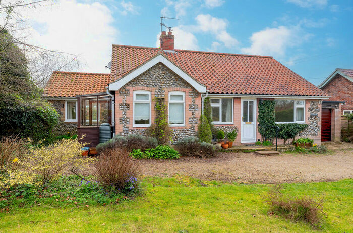 2 Bedroom Detached Bungalow For Sale In Bale, NR21