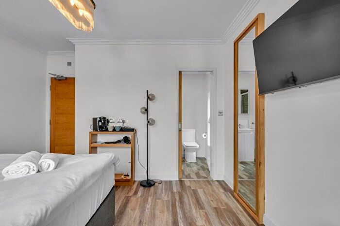 1 Bedroom Flat To Rent In Chartham, CT4