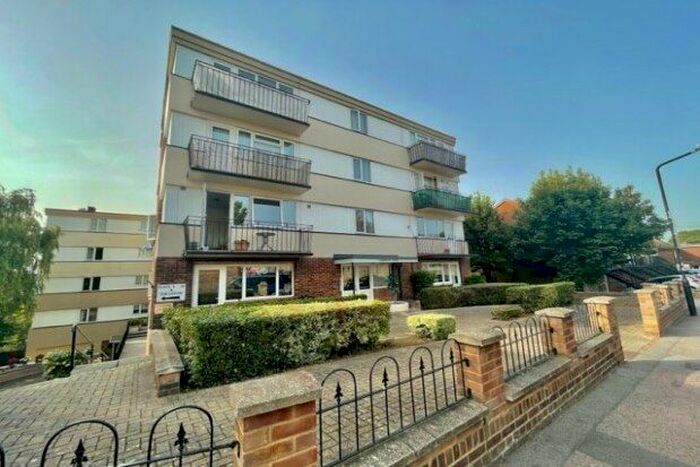 1 Bedroom Flat To Rent In St. Margarets Street, Rochester, ME1