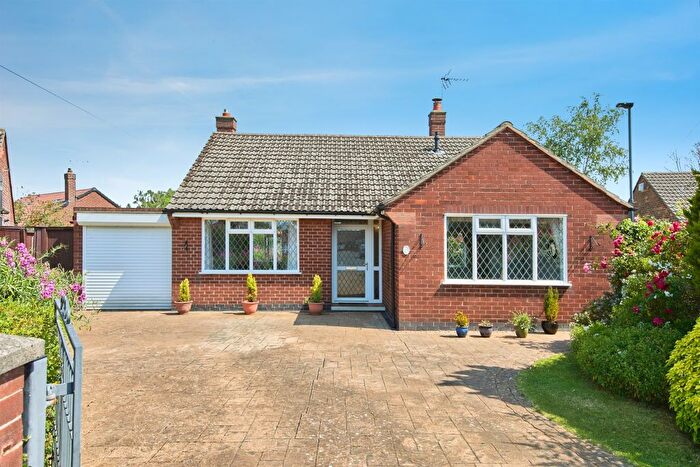 2 Bedroom Detached Bungalow For Sale In Petersham Drive, Alvaston, Derby, DE24