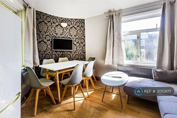 5 Bedroom Flat To Rent In Agar Grove, London, NW1