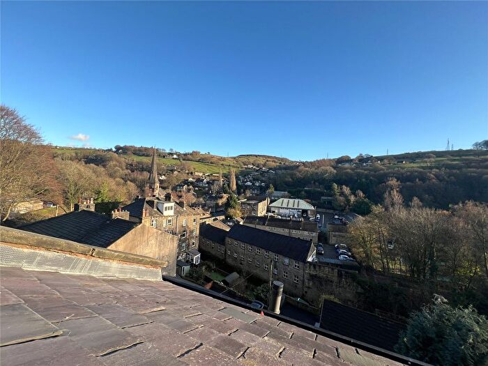 1 Bedroom Flat For Sale In Halifax Road, Ripponden, Sowerby Bridge, West Yorkshire, HX6