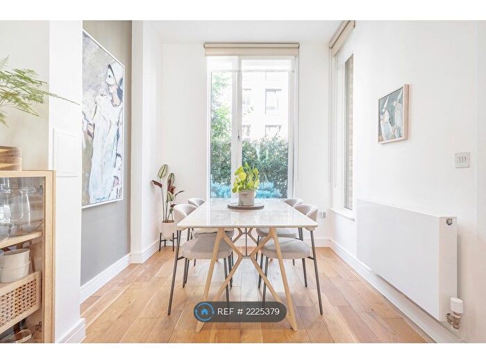 3 Bedroom Terraced House To Rent In Fairbourne Road, London, SW4