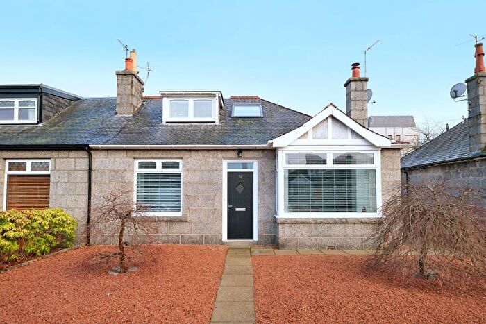 4 Bedroom Flat To Rent In Angusfield Avenue, Aberdeen, AB15