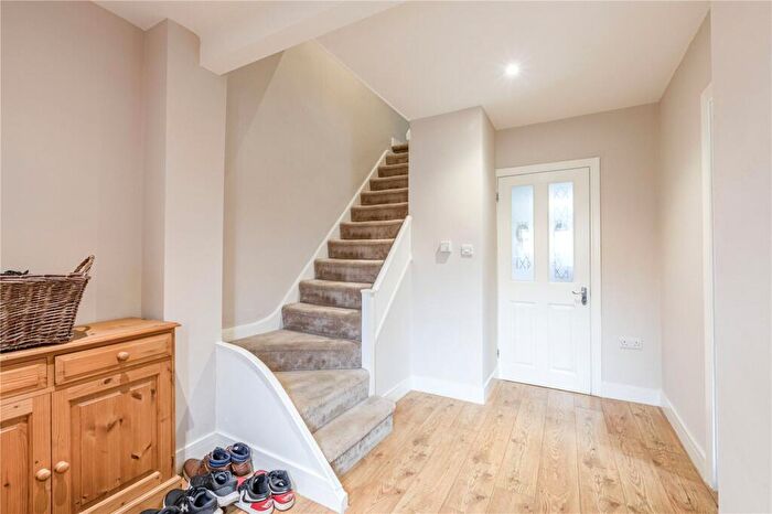 4 Bedroom Detached House For Sale In Spence Avenue, Byfleet, West Byfleet, Surrey, KT14