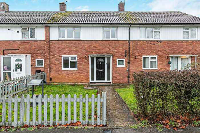 3 Bedroom Terraced House For Sale In Thistle Grove, Welwyn Garden City, Hertfordshire, AL7