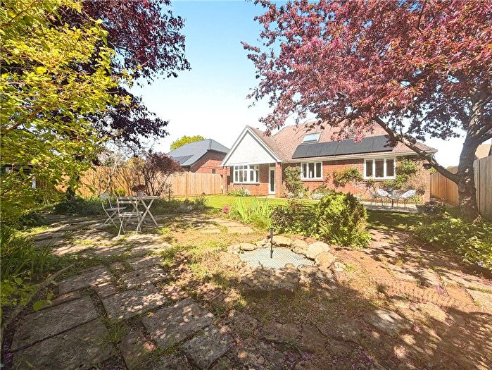 4 Bedroom Detached House For Sale In Rowden Close, West Wellow, Romsey, Hampshire, SO51