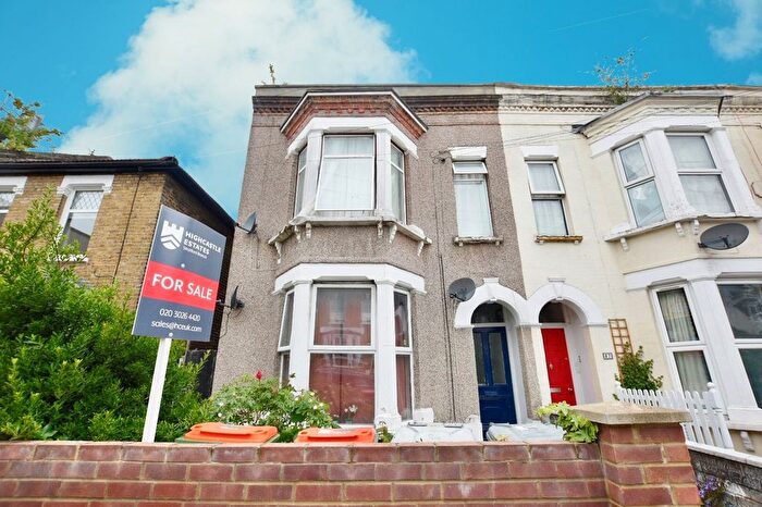 2 Bedroom Flat For Sale In Avenue Road, Forest Gate, E7