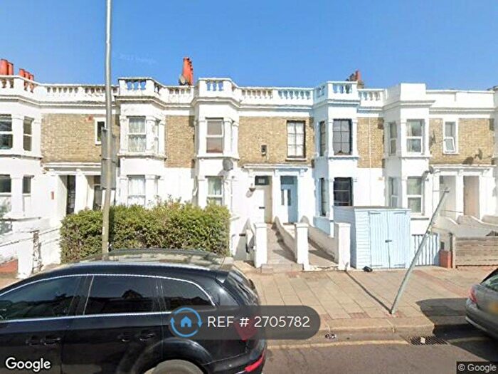 1 Bedroom Flat To Rent In Tooting Broadway, London, SW17
