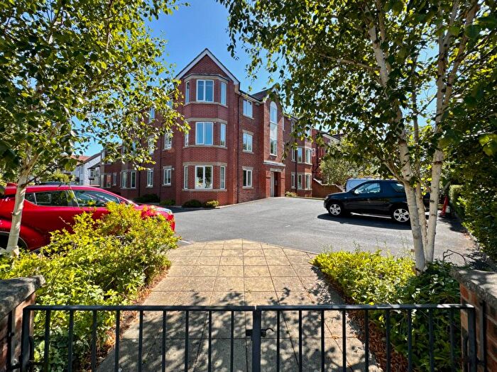 2 Bedroom Apartment To Rent In Albert Road, Southport, PR9