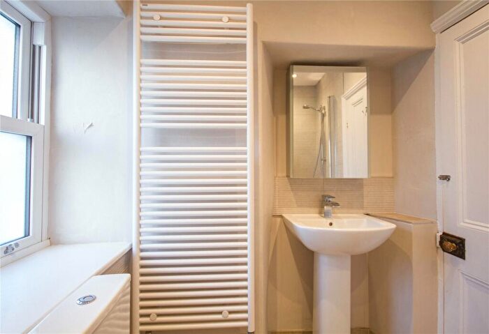 2 Bedroom Apartment To Rent In Park Road, Milnthorpe, Cumbria, LA7