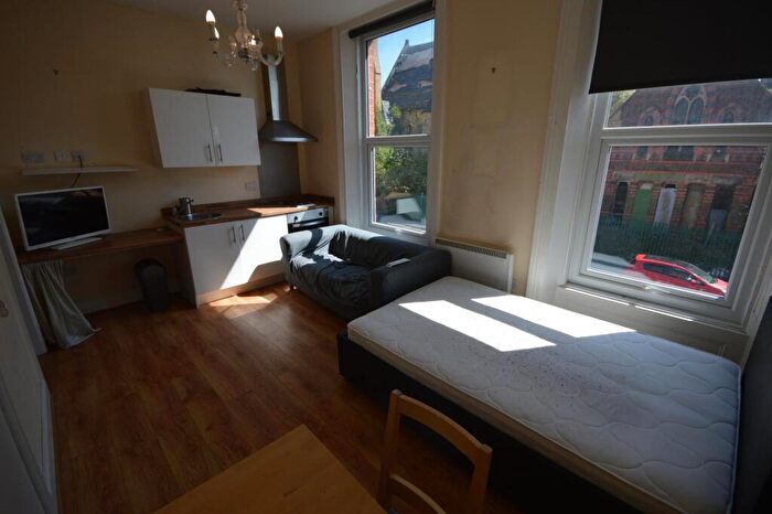 1 Bedroom Flat To Rent In Upper Hill Street, City Centre / Georgian Quarter, Liverpool, L8