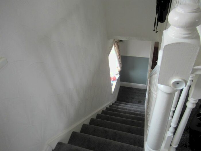 3 Bedroom Semi-Detached House To Rent In Ramsden Street, Kippax, Leeds, LS25