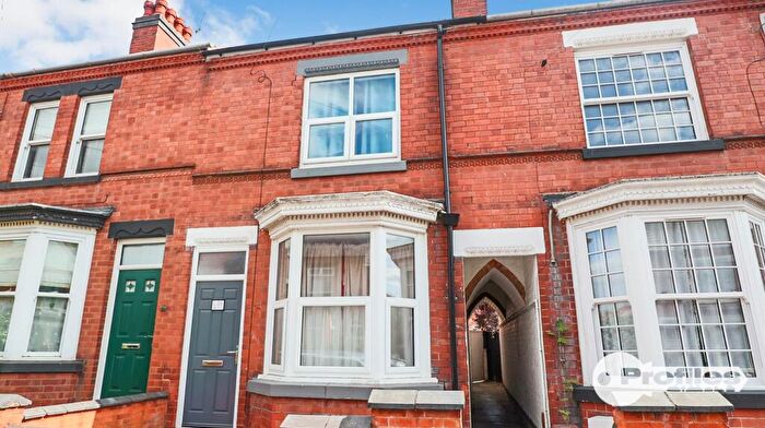 3 Bedroom Terraced House For Sale In Factory Road, Hinckley, LE10