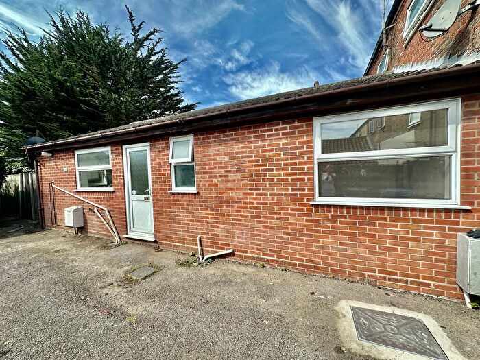 2 Bedroom Detached Bungalow To Rent In Flat, B Victoria Road, NR33