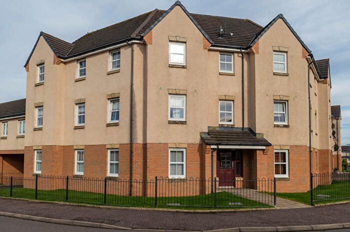 2 Bedroom Flat To Rent In Russell Road, Bathgate, West Lothian, EH48