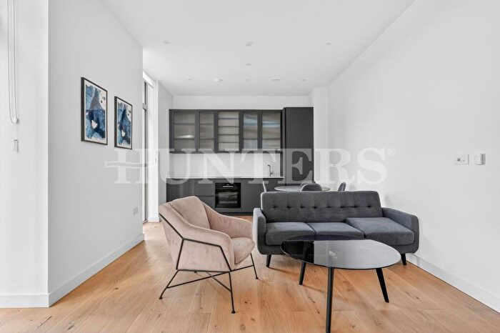 1 Bedroom Flat To Rent In Ashley Road, N17