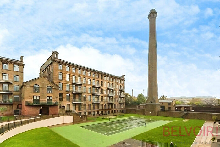 2 Bedroom Flat For Sale In Salts Mill Road, Shipley, Bradford, BD17