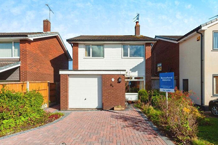 3 Bedroom Detached House For Sale In York Drive, Chester, Cheshire, CH2