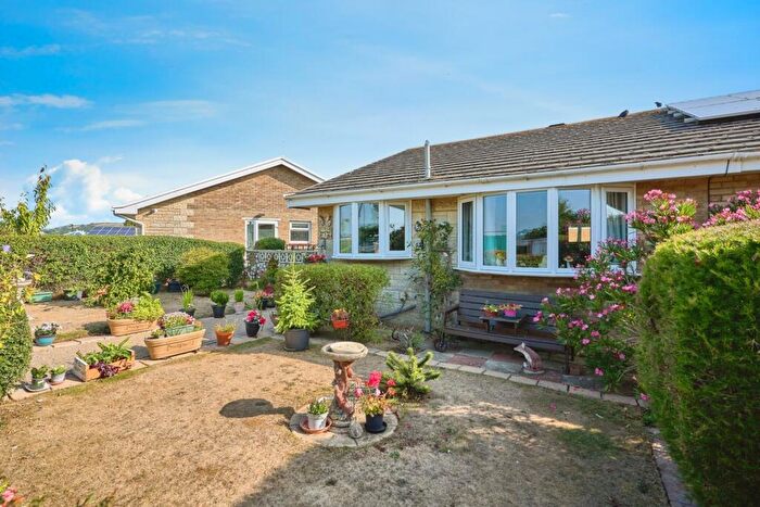 2 Bedroom Bungalow For Sale In The Ridgeway, Sandown, Isle Of Wight, PO36
