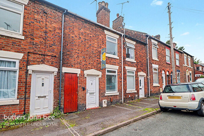 2 Bedroom Terraced House For Sale In Shaw Street, Newcastle, ST5