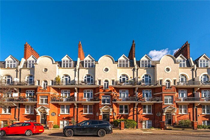 1 Bedroom Flat For Sale In Delaware Road, London, W9