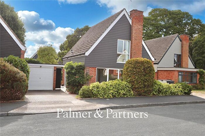 2 Bedroom Detached House For Sale In Holyrood Close, Ipswich, Suffolk, IP2