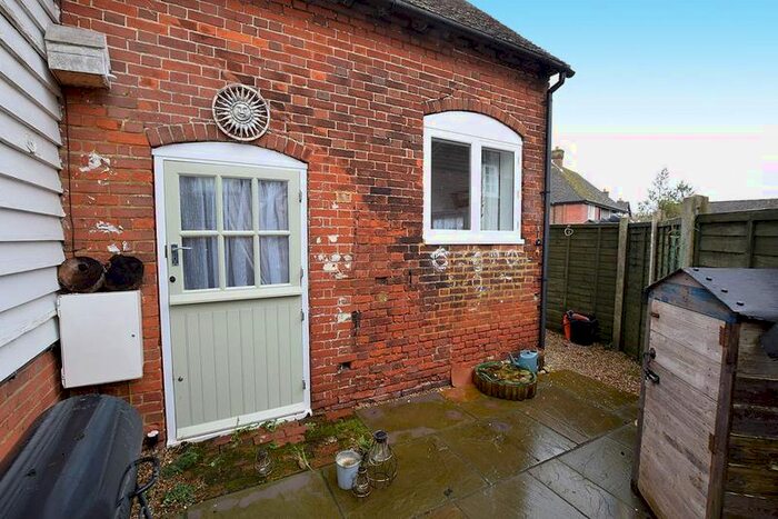 1 Bedroom Cottage To Rent In Upper Street, Leeds, Maidstone, ME17