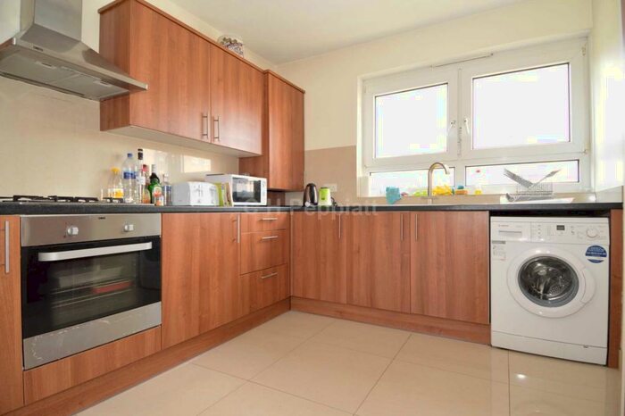 3 Bedroom Apartment To Rent In Ampthill Square, Euston, NW1