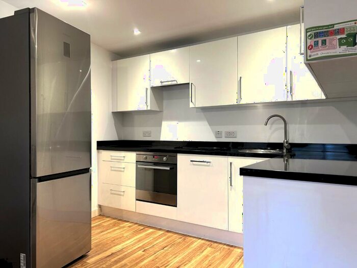 2 Bedroom Apartment To Rent In Aire, Cross Green Lane, Leeds, X1