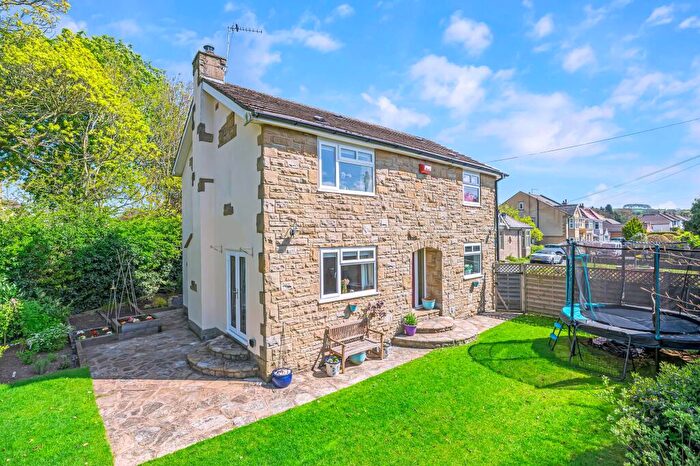 4 Bedroom Detached House For Sale In Burley Road, Menston, LS29