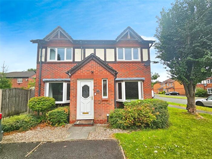 3 Bedroom Semi-Detached House To Rent In Beaumont Chase, Bolton, BL3