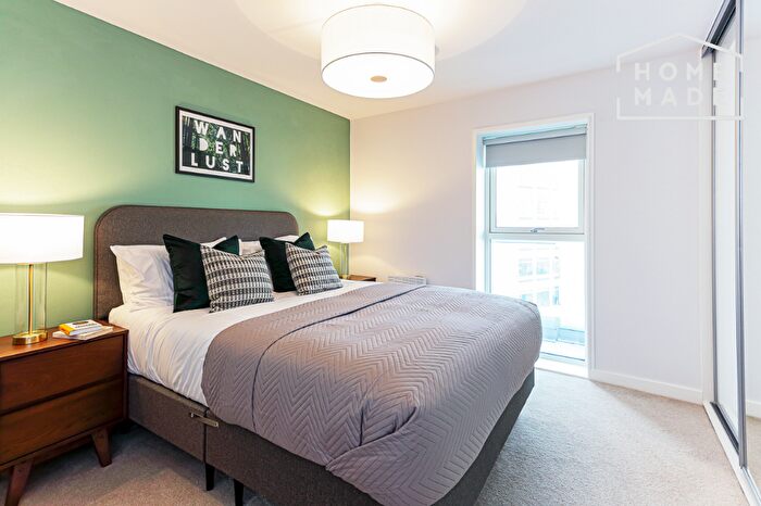 2 Bedroom Flat To Rent In Aston Place, B1
