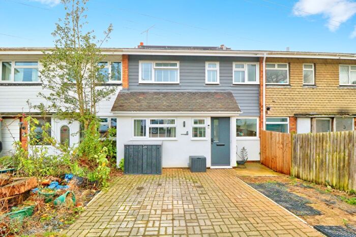 3 Bedroom Terraced House For Sale In Farm Road, Hamstreet, TN26