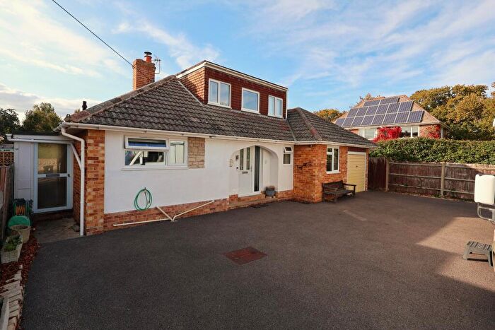 3 Bedroom Detached Bungalow For Sale In Green Lane, Hayling Island, PO11