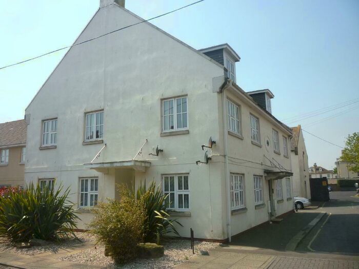 2 Bedroom Apartment To Rent In Heene Place, Worthing, BN11