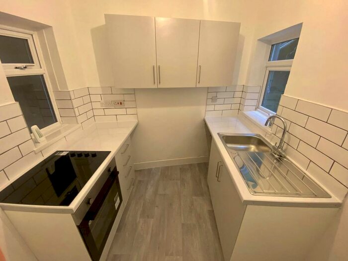 2 Bedroom Property To Rent In North Hill Road, Dyfatty, Swansea, SA1