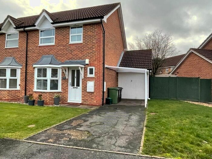 3 Bedroom Semi-Detached House To Rent In Swale Drive, Didcot OX11