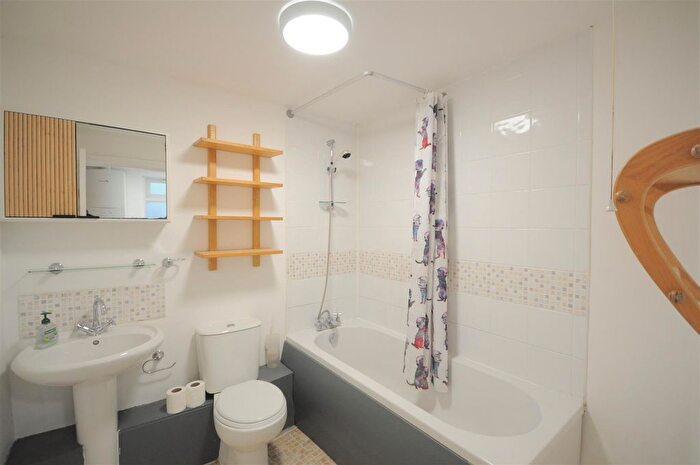 2 Bedroom Terraced House To Rent In Old Road, Stone, ST15