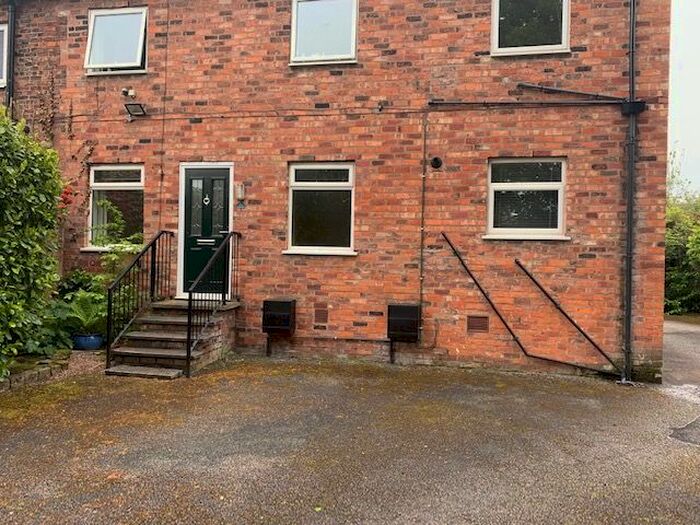 2 Bedroom Flat To Rent In Barrington Road, Altricham, WA14