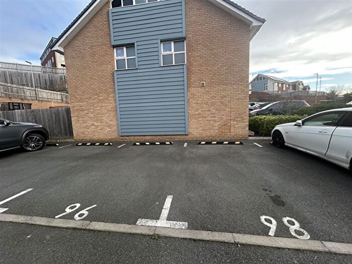 2 Bedroom End Of Terrace House To Rent In Egerton Close, Belvedere, DA17
