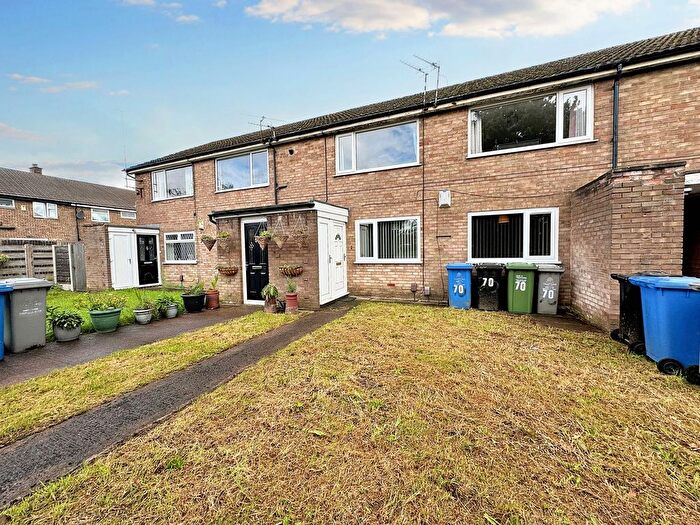 2 Bedroom Flat To Rent In Barton Road, Urmston, M41