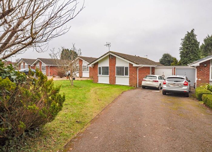 2 Bedroom Bungalow For Sale In Hilltop Close, Ferndown, BH22