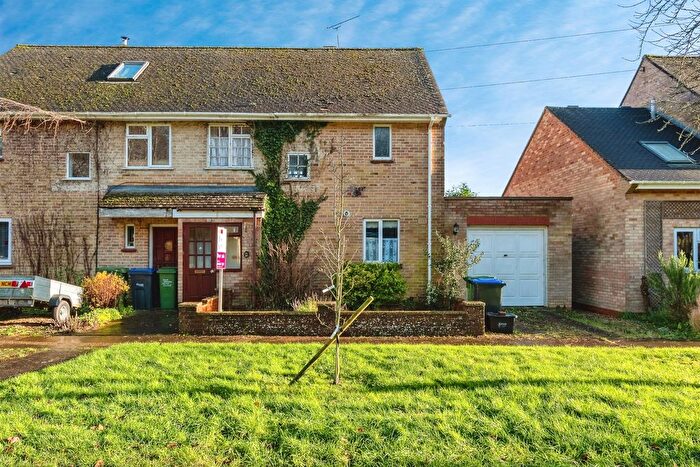 3 Bedroom Semi-detached House For Sale In Woodlea, Colerne, Chippenham, SN14