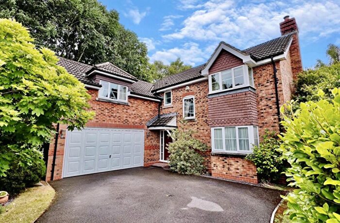 5 Bedroom Detached House For Sale In Three Legged Cross, Wimborne, BH21