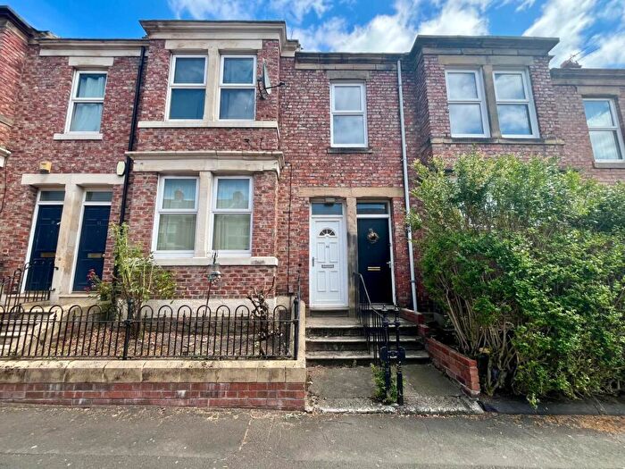 3 Bedroom Flat To Rent In Westbourne Avenue, Gateshead, NE8